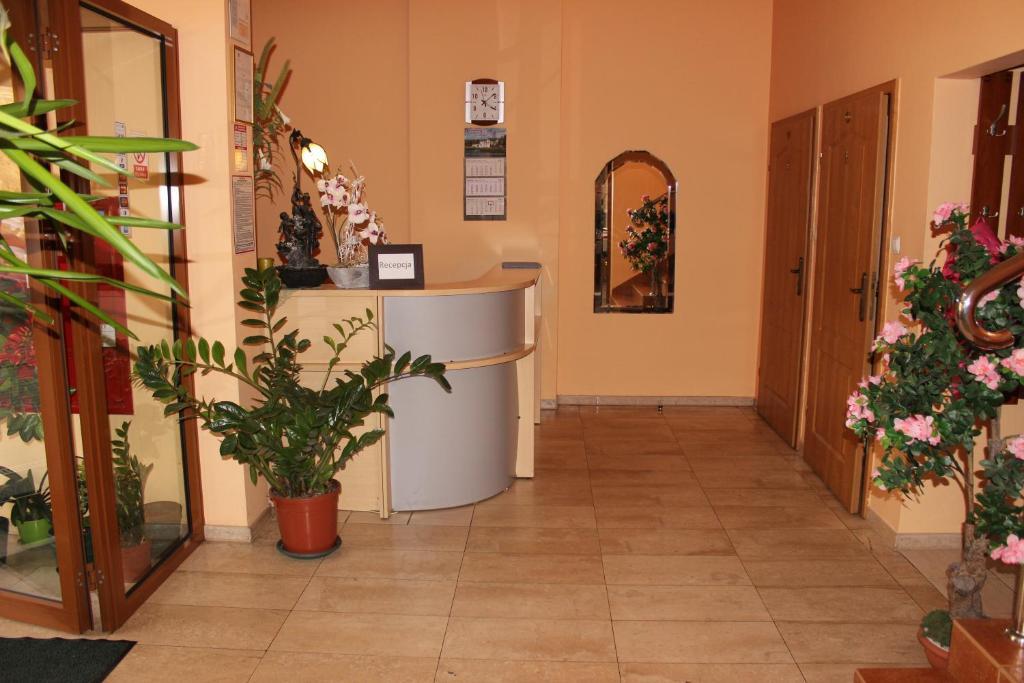 Hotel Czardasz Вжесня Экстерьер фото